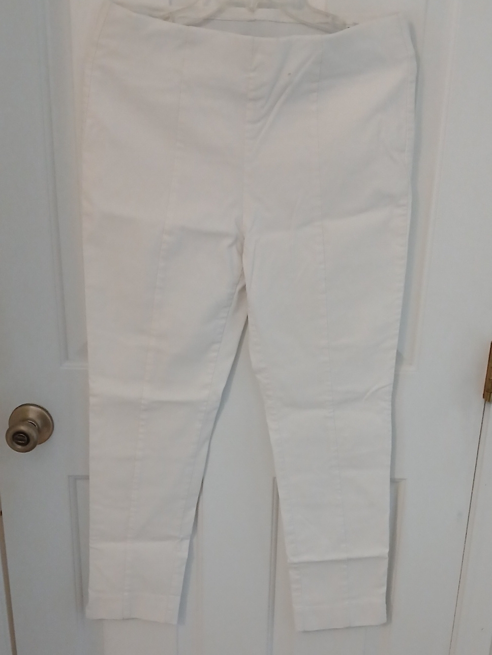 Chico's White Pull-On Skinny Pants, Size 1 Ankle